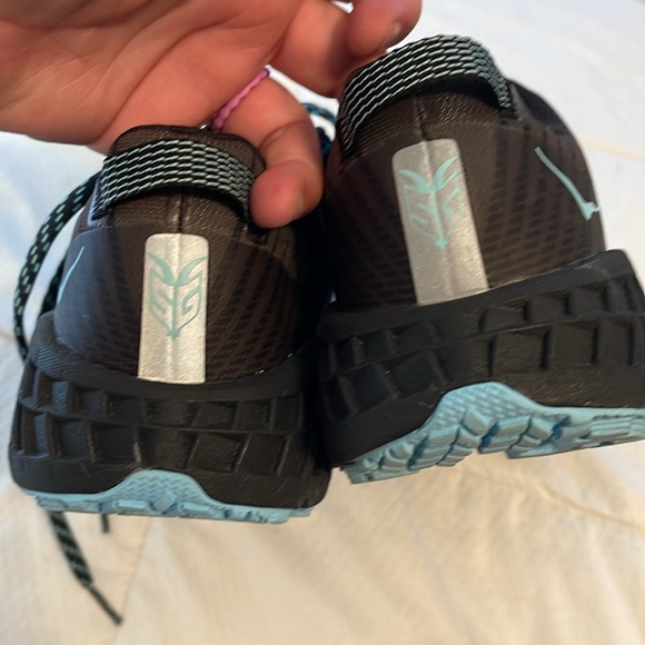 Hoka speedgoat 4 goretex womens size 8.5 running shoes - Picture 5 of 7